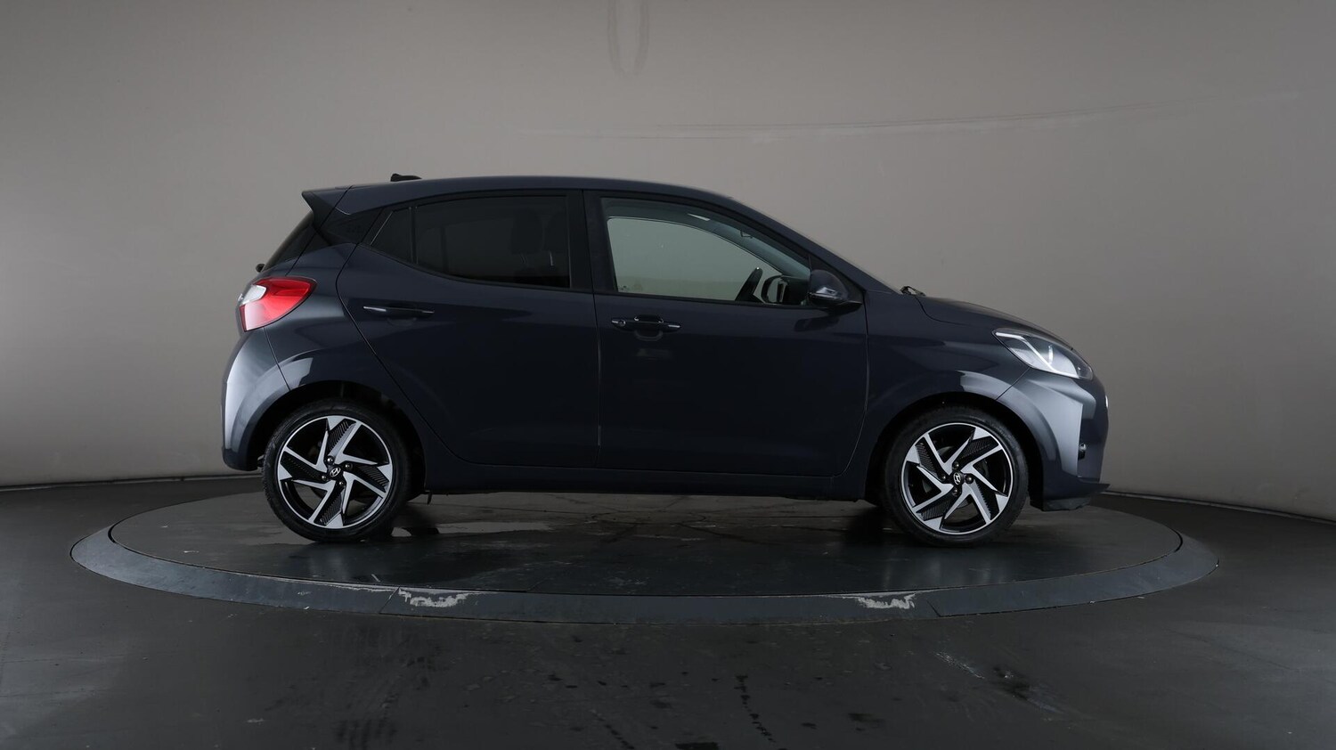 Used Hyundai i10 2022 for sale - 76282621: Photo 62