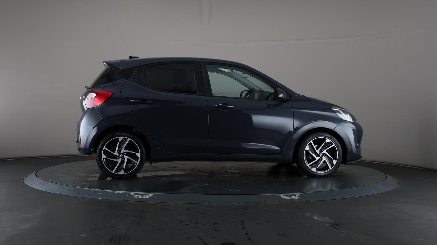 Used Hyundai i10 2022 for sale - 76282621: Photo 63