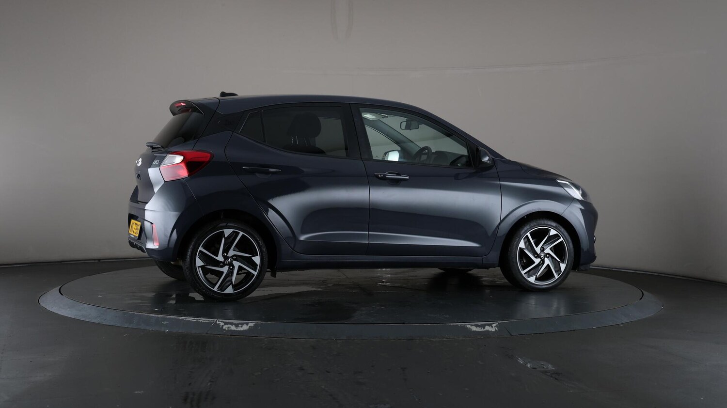 Used Hyundai i10 2022 for sale - 76282621: Photo 64