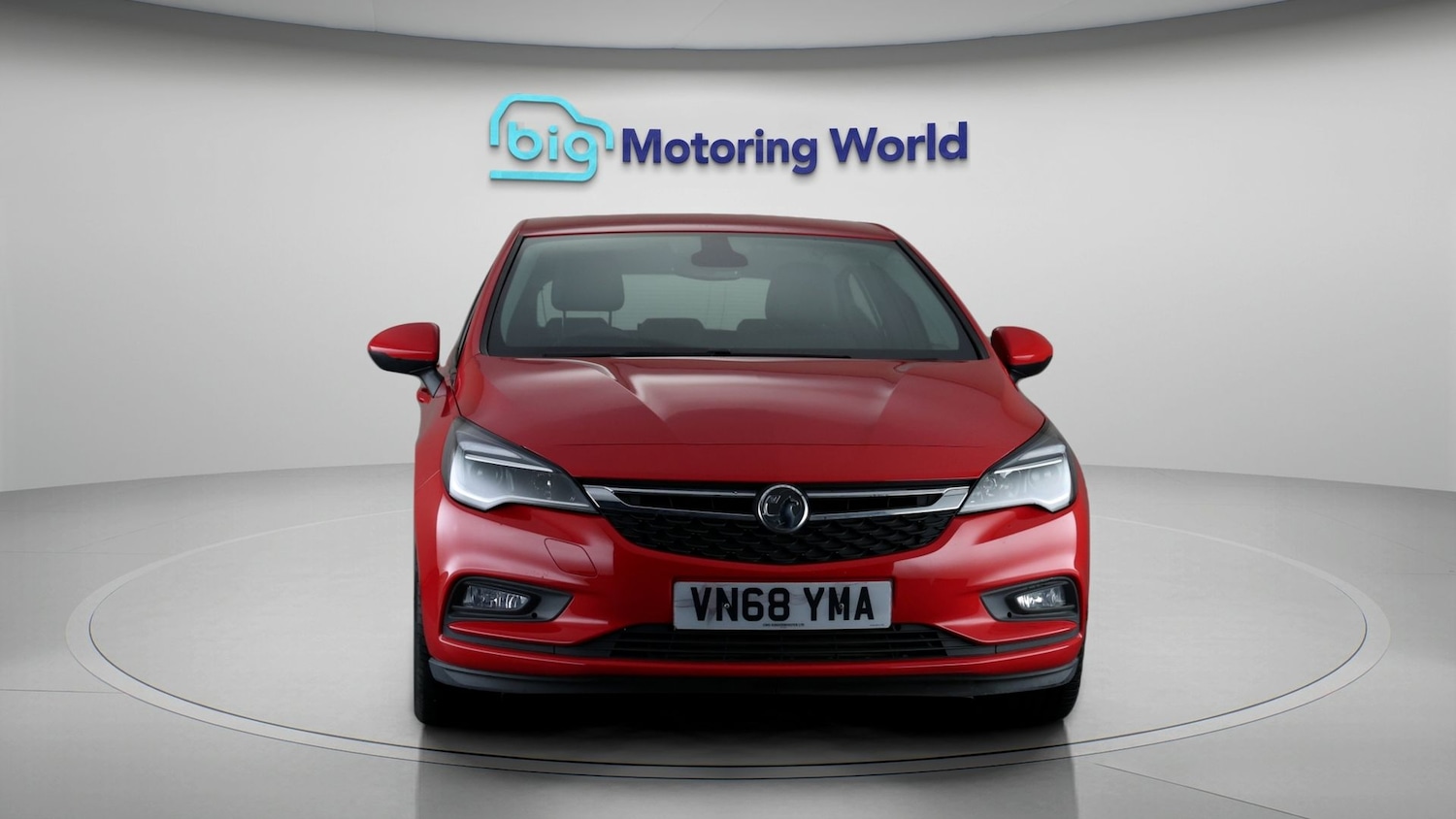 Used Vauxhall Astra 2018 for sale - 77181598: Photo 2
