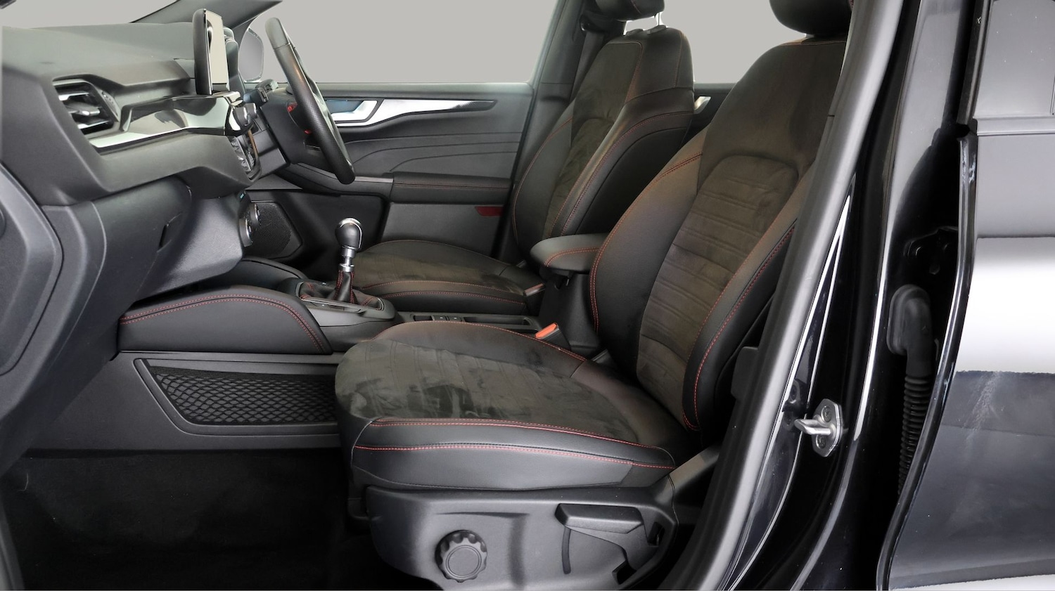 Used Ford Kuga 2021 for sale - 77264825: Photo 14