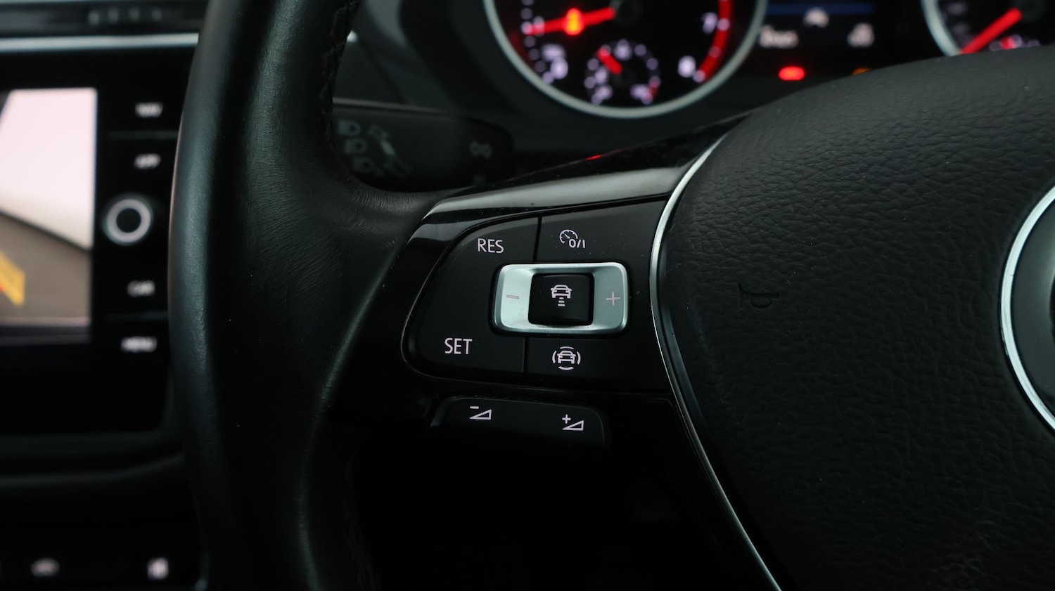 Used Volkswagen Tiguan 2020 for sale - 77460993: Photo 23