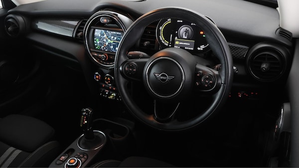 Used MINI Electric Hatch 2020 for sale - 76214260: Photo 10