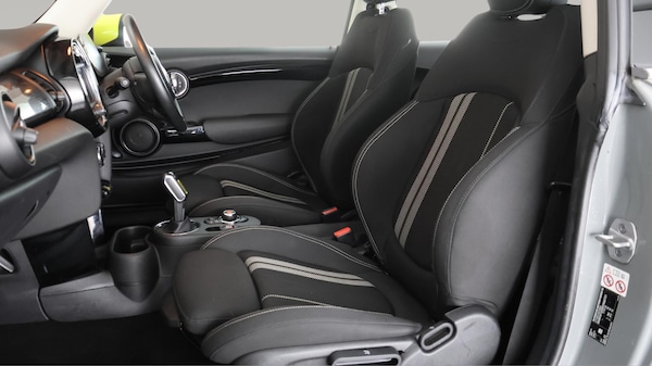 Used MINI Electric Hatch 2020 for sale - 76214260: Photo 15