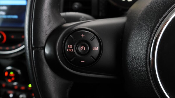 Used MINI Electric Hatch 2020 for sale - 76214260: Photo 25