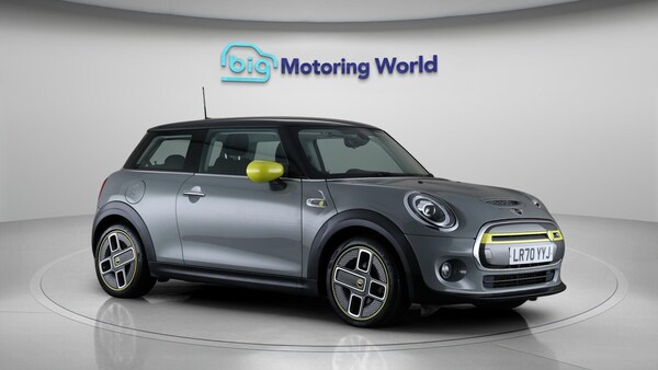 Used MINI Electric Hatch 2020 for sale - 76214260: Photo 2