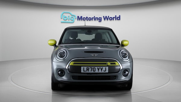Used MINI Electric Hatch 2020 for sale - 76214260: Photo 3