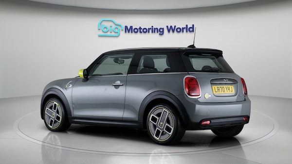 Used MINI Electric Hatch 2020 for sale - 76214260: Photo 6