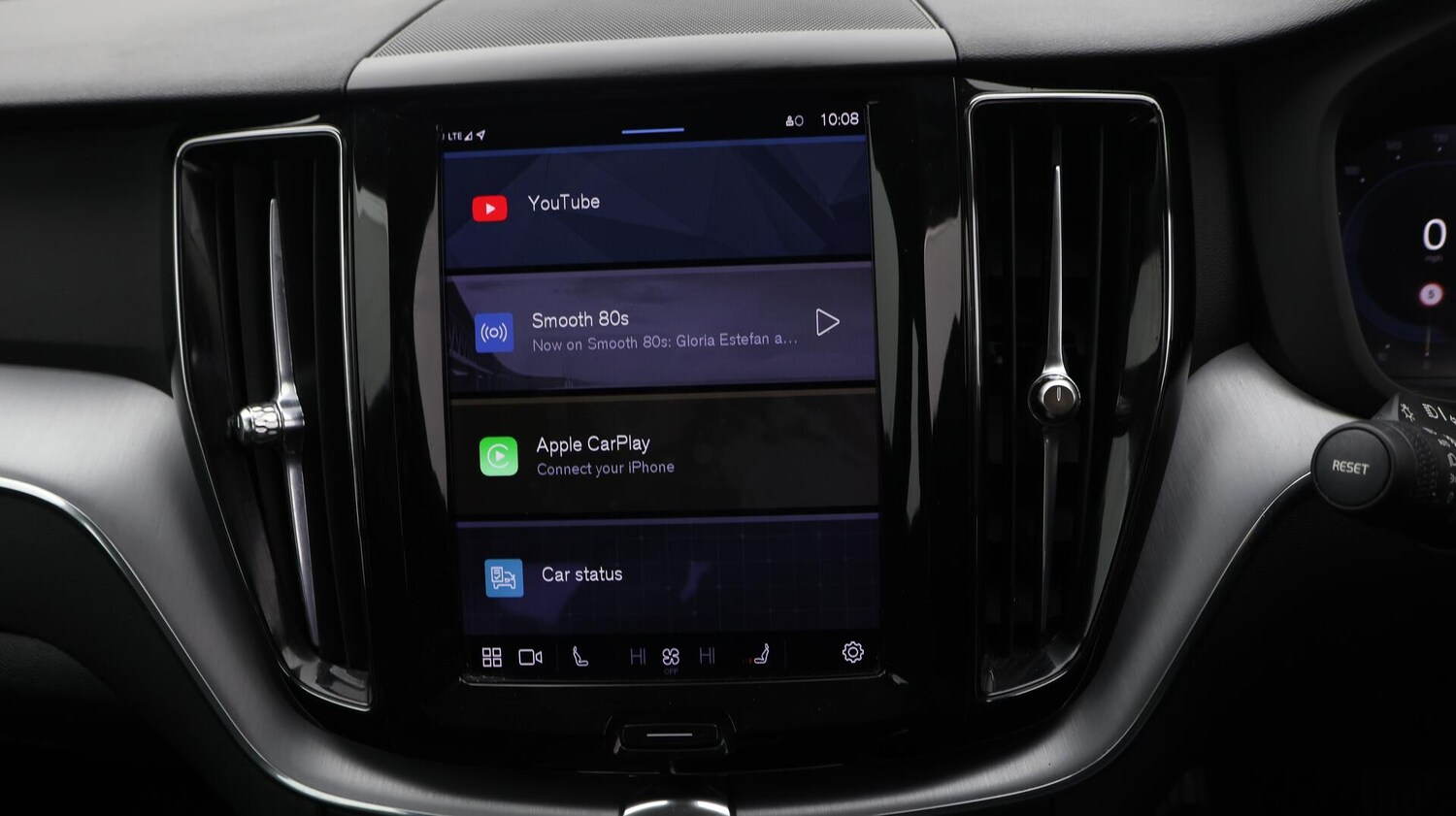 Used Volvo XC60 2021 for sale - 76715461: Photo 12