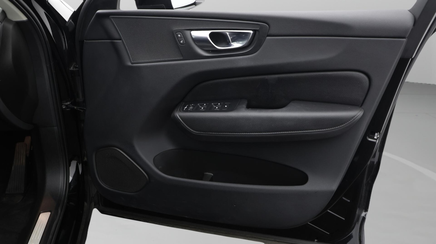 Used Volvo XC60 2021 for sale - 76715461: Photo 16