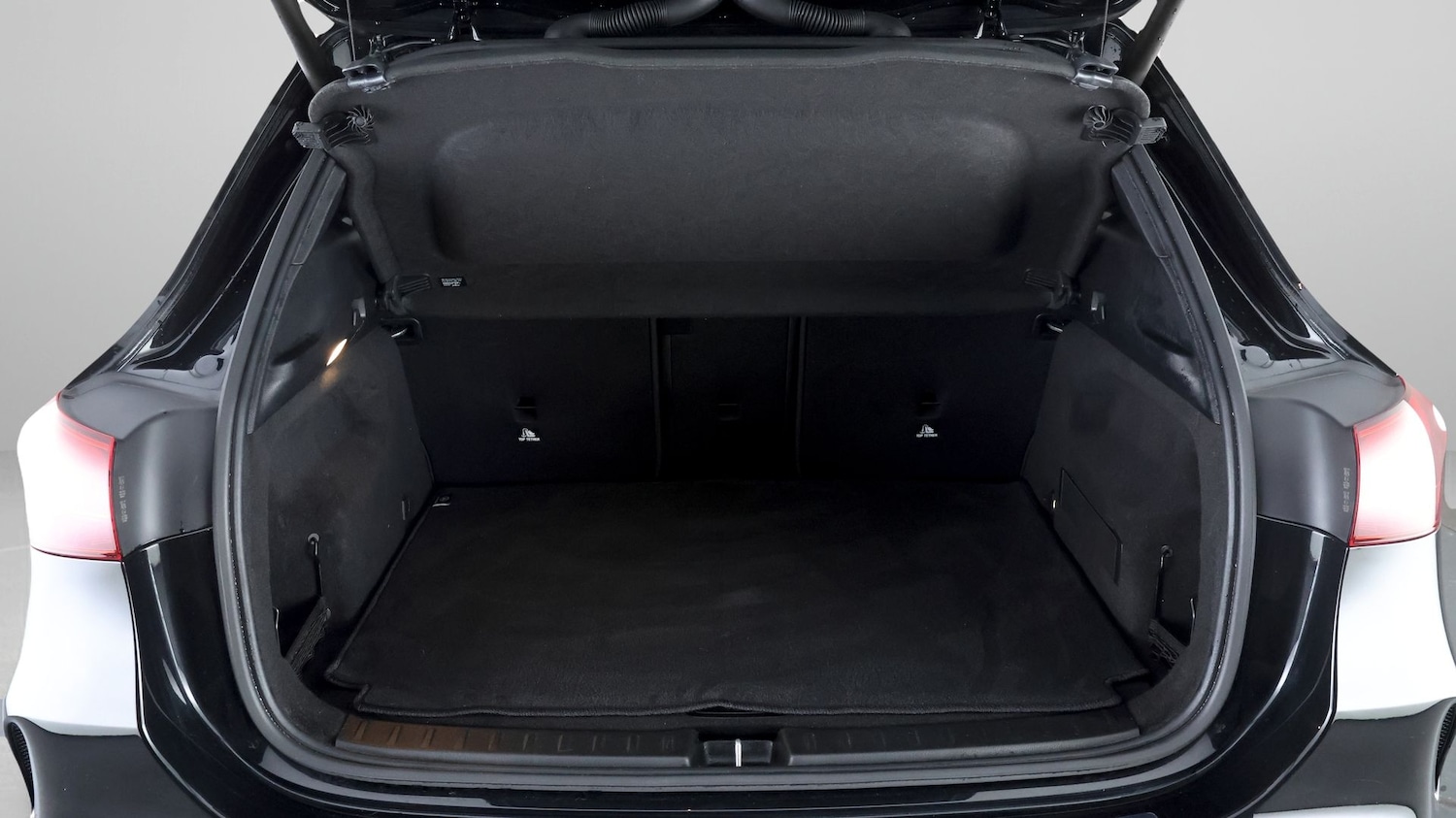 Used Mercedes-Benz GLA 2024 for sale - 78212360: Photo 17