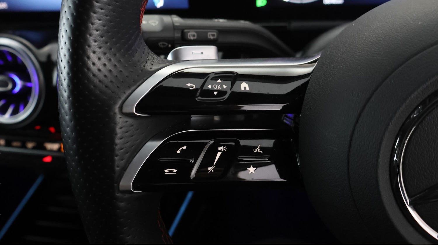 Used Mercedes-Benz GLA 2024 for sale - 78212360: Photo 21