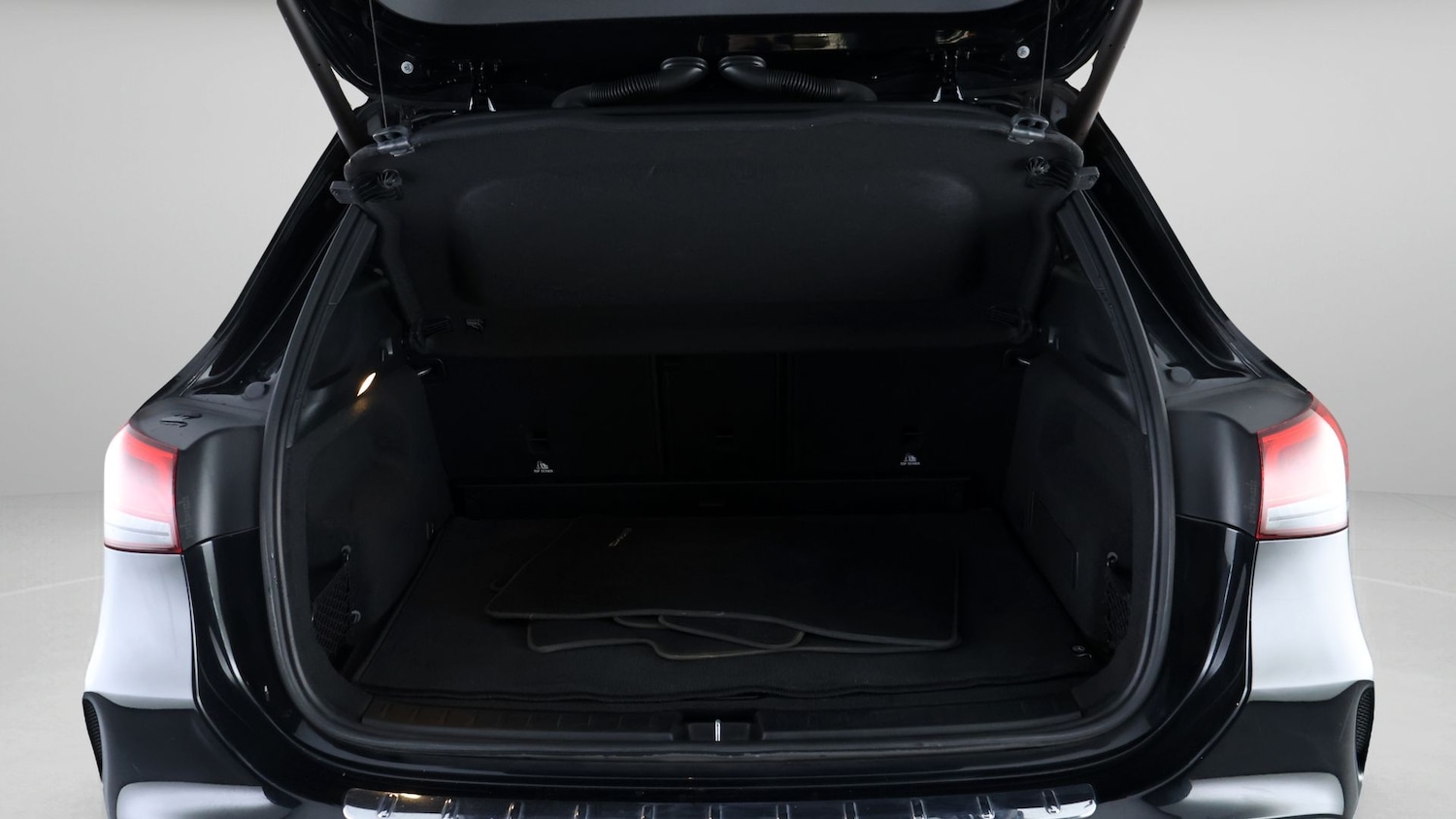 Used Mercedes-Benz GLA 2020 for sale - 77976160: Photo 17