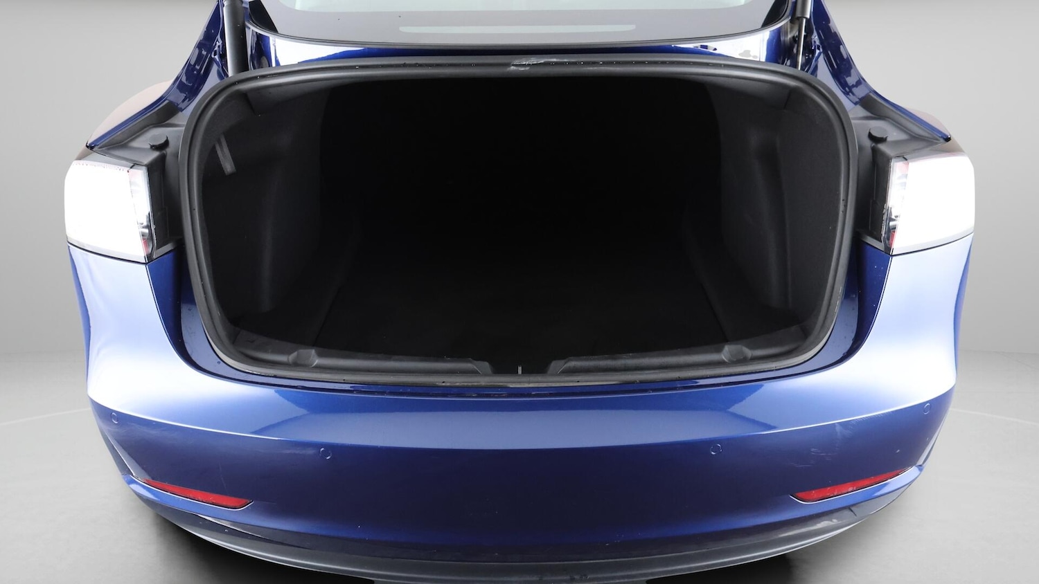 Used Tesla Model 3 2021 for sale - 76122860: Photo 18