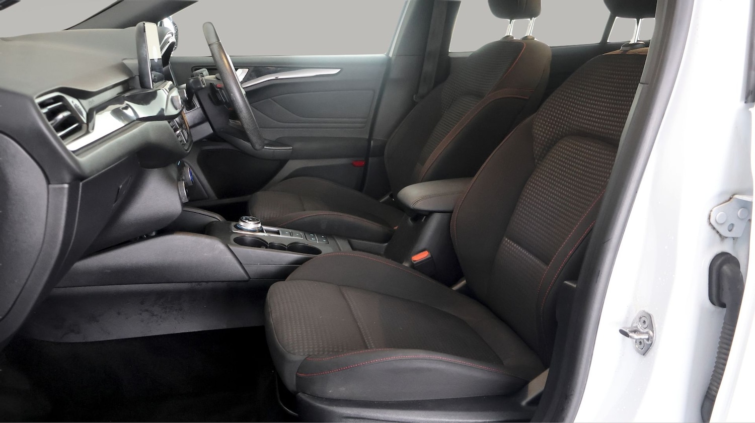 Used Ford Focus 2021 for sale - 77690934: Photo 14