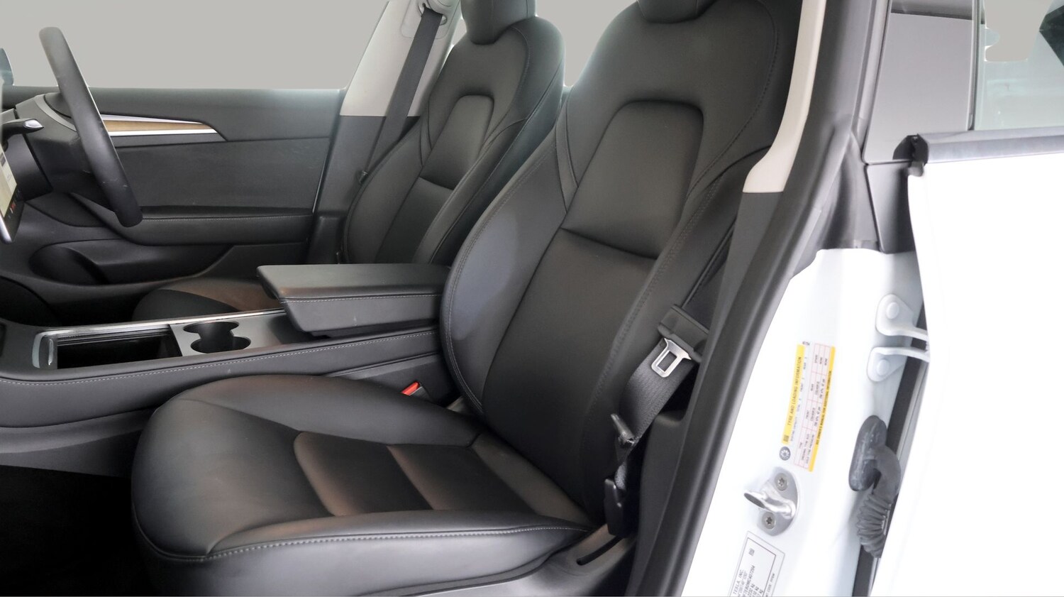 Used Tesla Model 3 2021 for sale - 77214752: Photo 14