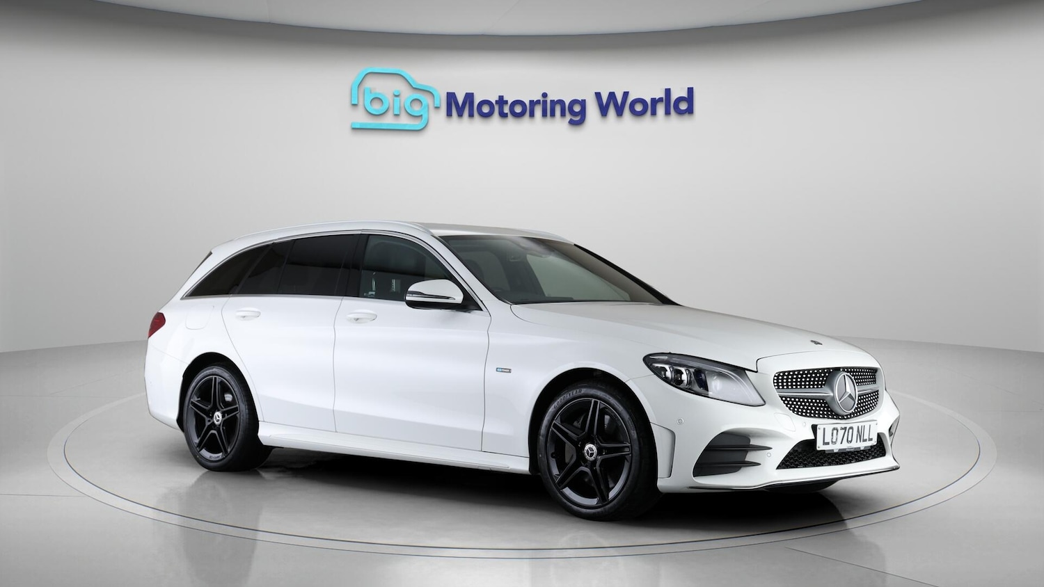 Used Mercedes-Benz C Class 2020 for sale - 76371689: Photo 2