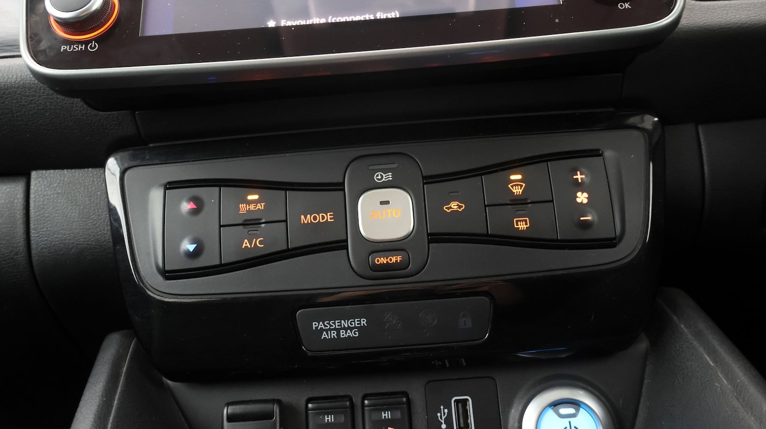 Used Nissan Leaf 2020 for sale - 77248063: Photo 12