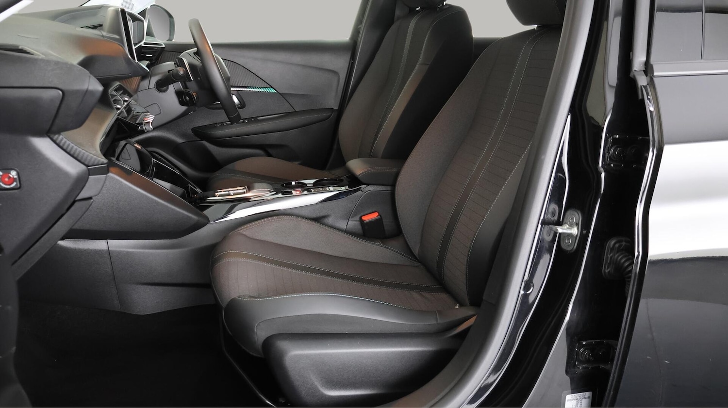 Used Peugeot 208 2023 for sale - 76549411: Photo 15