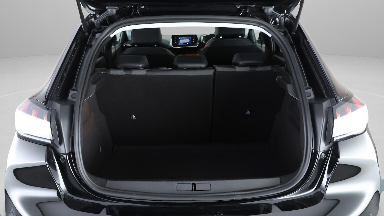 Used Peugeot 208 2023 for sale - 76549411: Photo 18