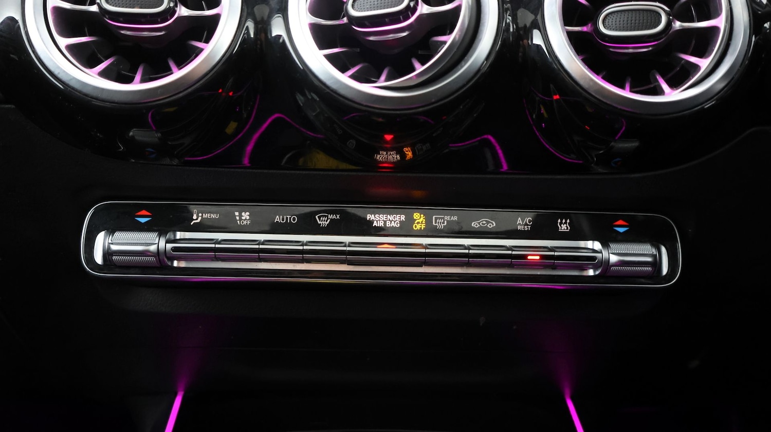 Used Mercedes-Benz GLA 2022 for sale - 77964717: Photo 12