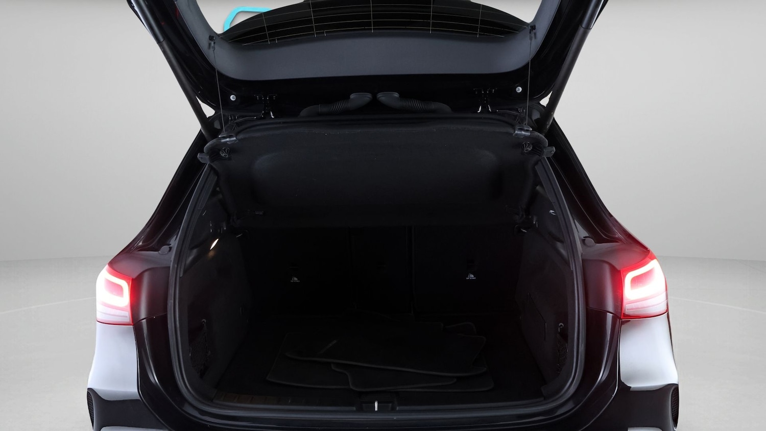 Used Mercedes-Benz GLA 2022 for sale - 77964717: Photo 17