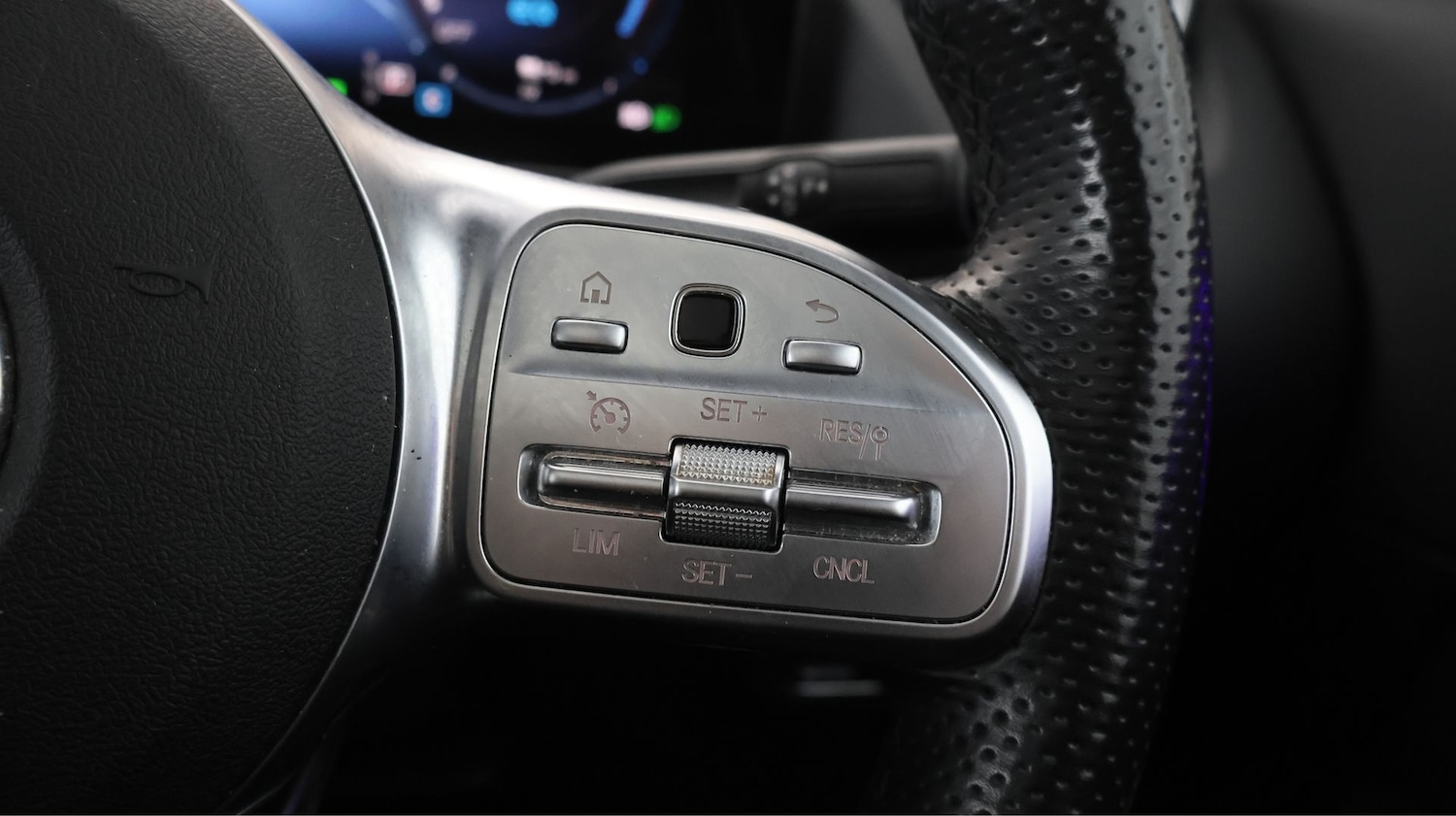 Used Mercedes-Benz GLA 2022 for sale - 77964717: Photo 23