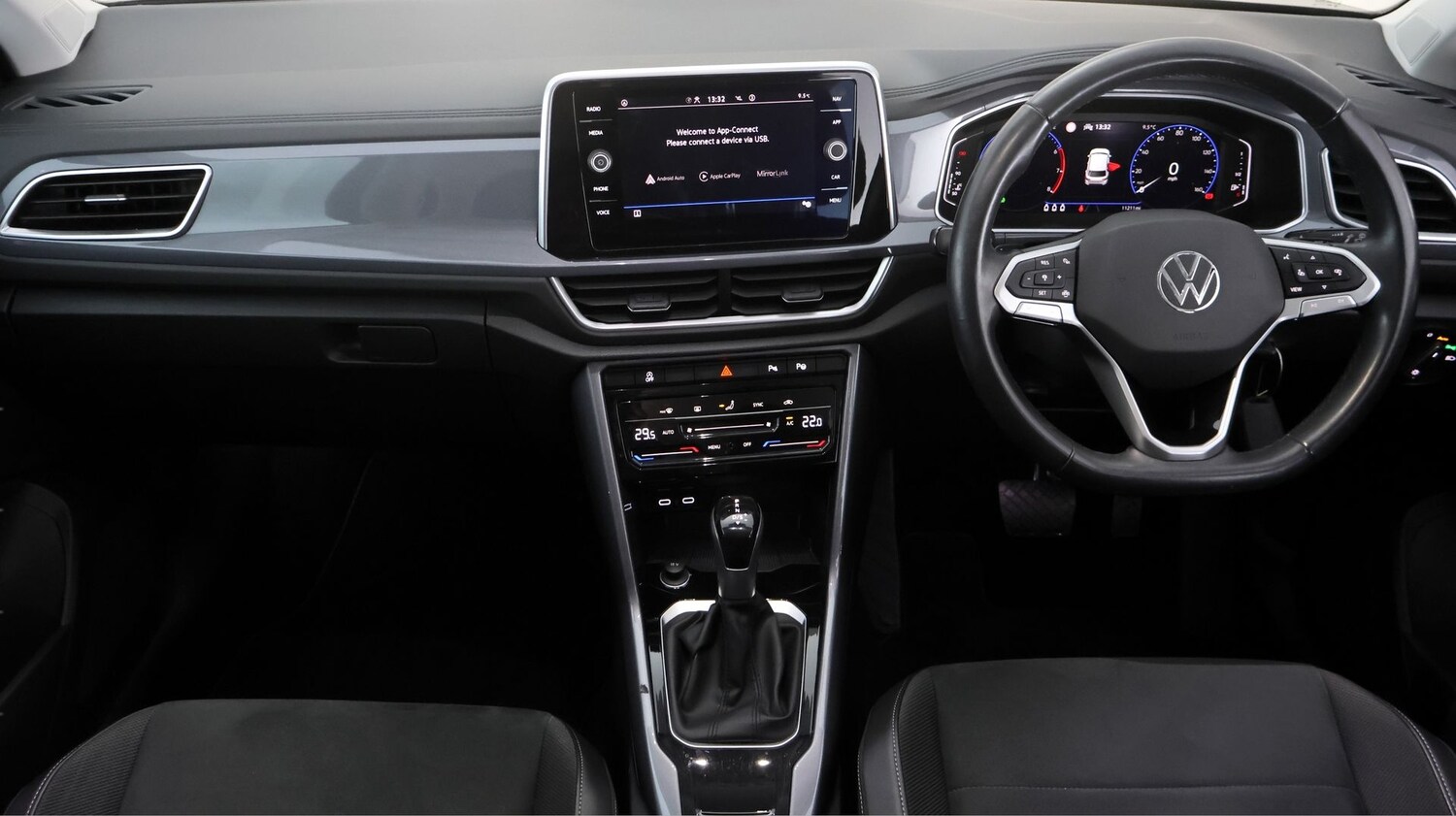 Used Volkswagen T-Roc for sale - 77854449: Photo 13