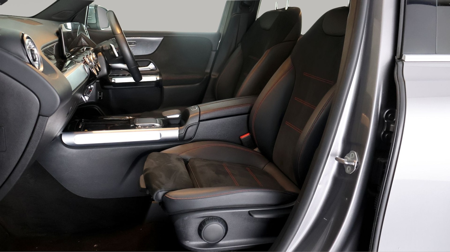 Used Mercedes-Benz GLB 2022 for sale - 77476836: Photo 13