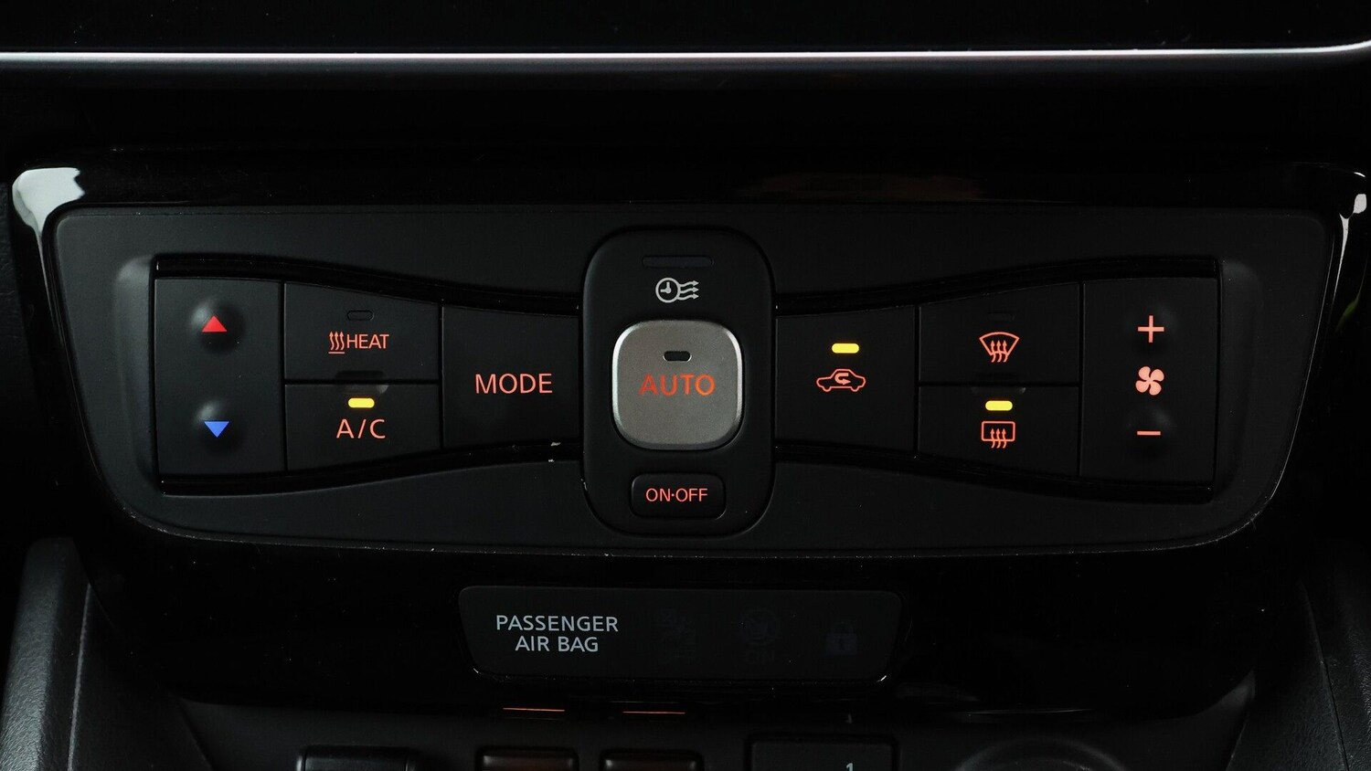 Used Nissan Leaf 2021 for sale - 77087653: Photo 12