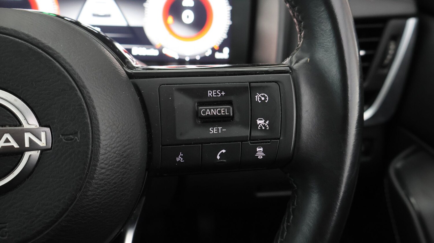 Used Nissan Qashqai for sale - 77571219: Photo 24