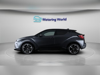 Used Toyota C-HR 2021 for sale - 75507909: Photo