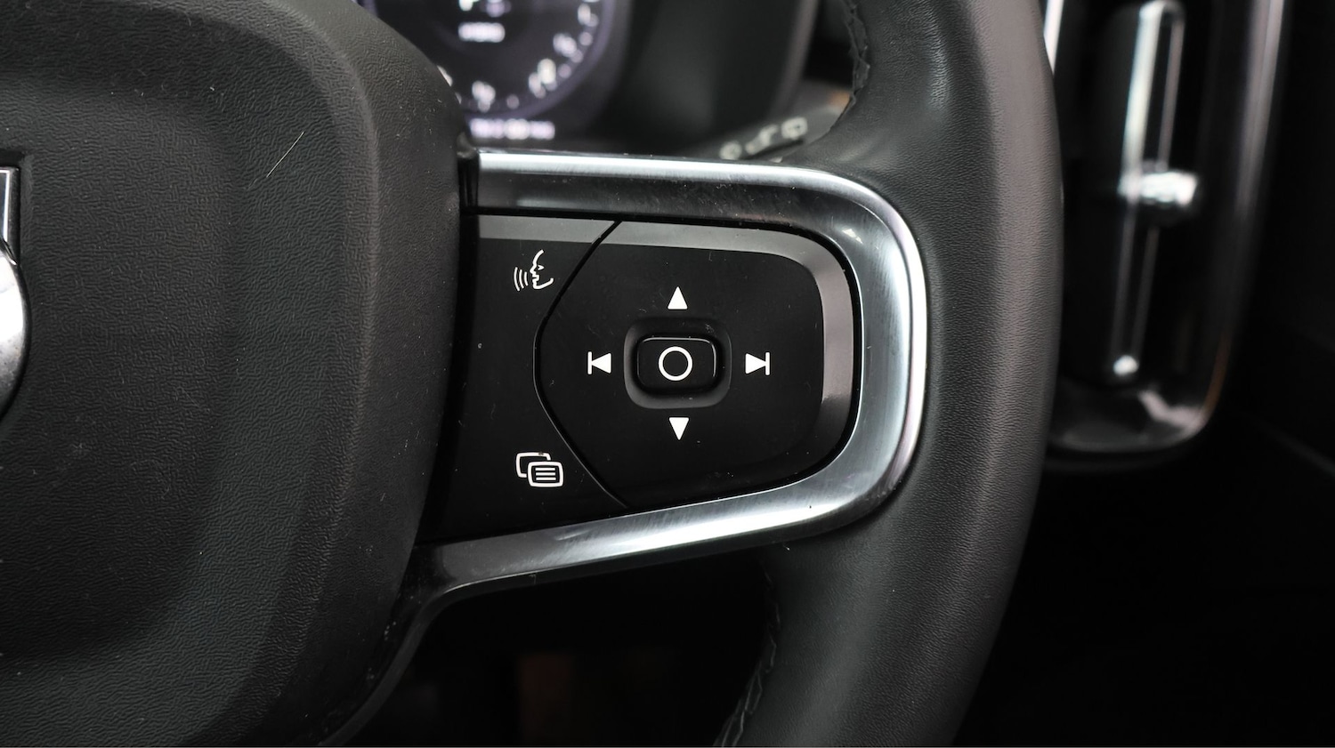 Used Volvo XC40 2022 for sale - 77264831: Photo 21