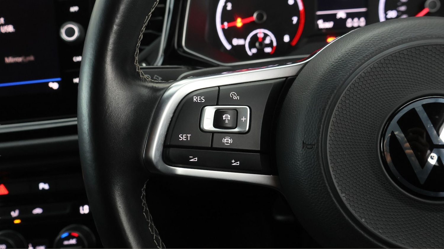 Used Volkswagen T-Roc 2021 for sale - 77314160: Photo 20