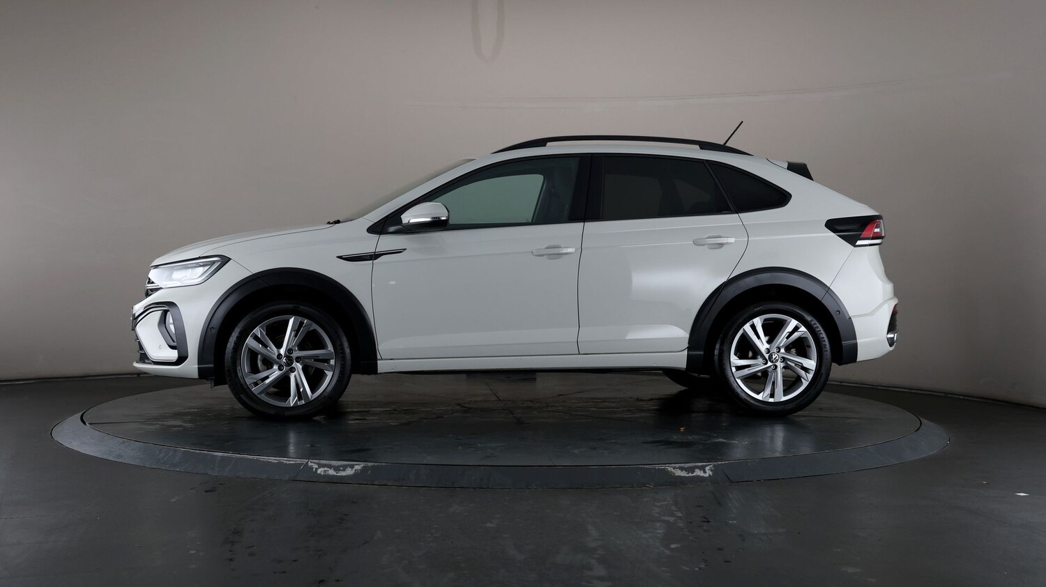 Used Volkswagen Taigo for sale - 76810493: Photo 31