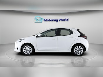 Used Toyota Yaris 2022 for sale - 75677545: Photo