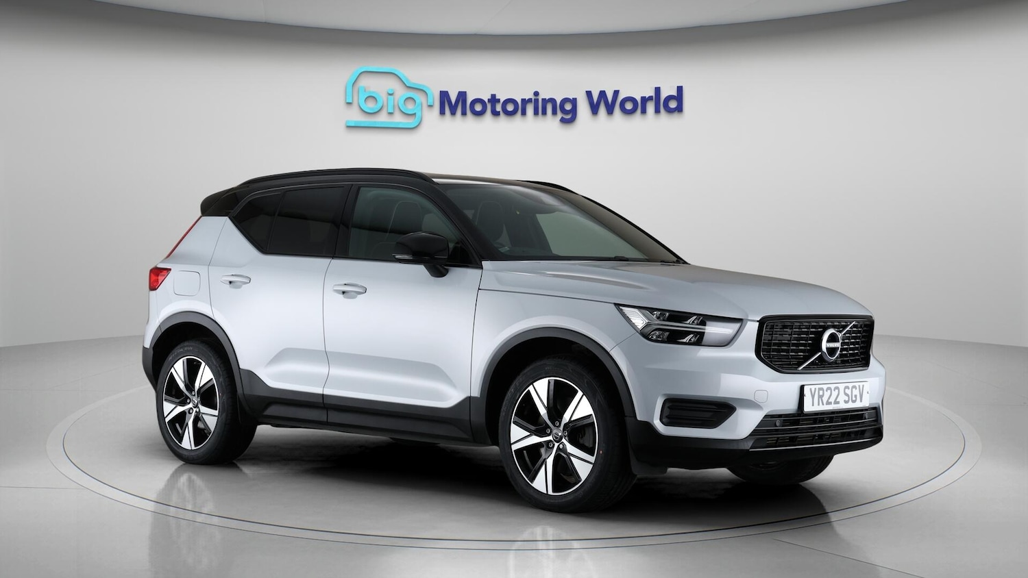 Used Volvo XC40 2022 for sale - 76153036: Photo 2