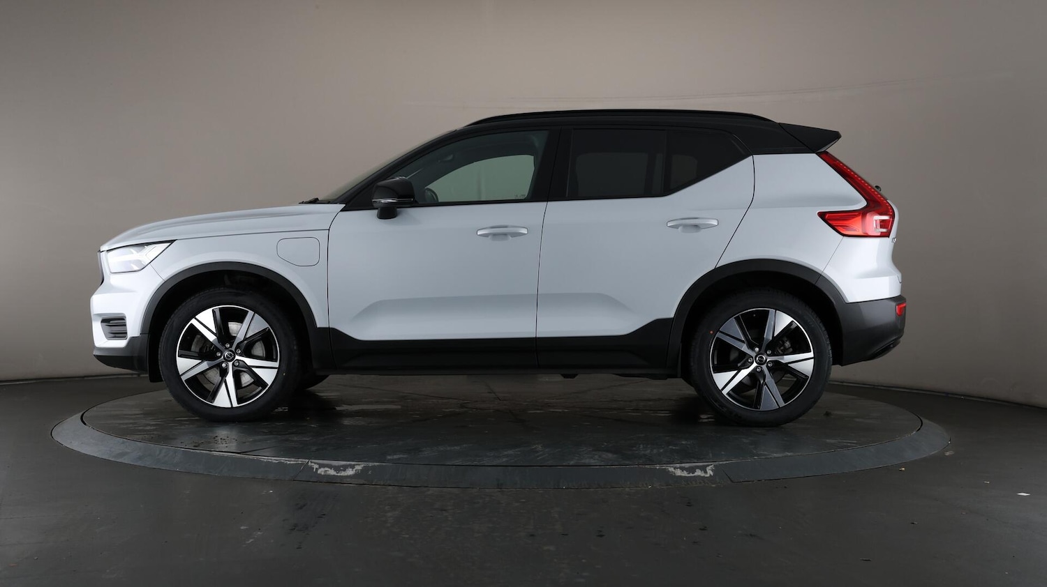 Used Volvo XC40 2022 for sale - 76153036: Photo 36