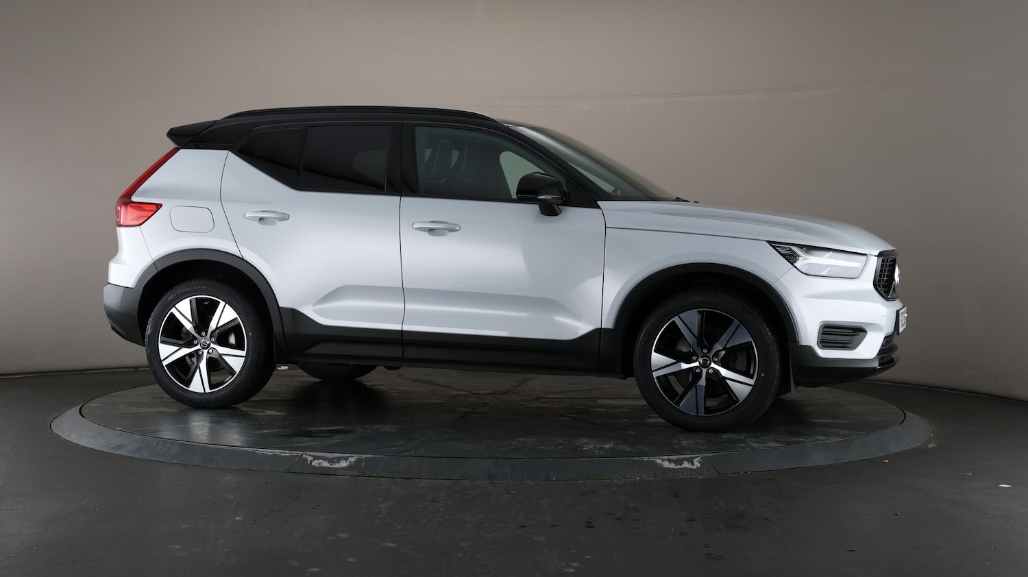 Used Volvo XC40 2022 for sale - 76153036: Photo 57