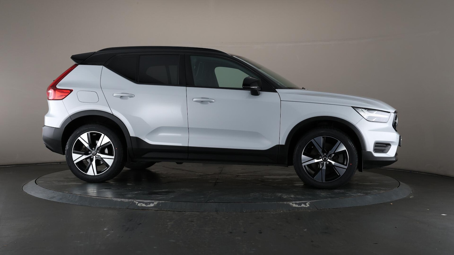 Used Volvo XC40 2022 for sale - 76153036: Photo 58