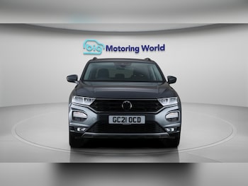 Used Volkswagen T-Roc 2021 for sale - 75257589: Photo