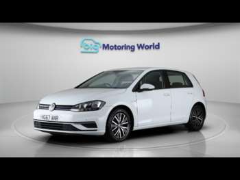 Used Volkswagen Golf 2017 for sale - 75141024: Photo