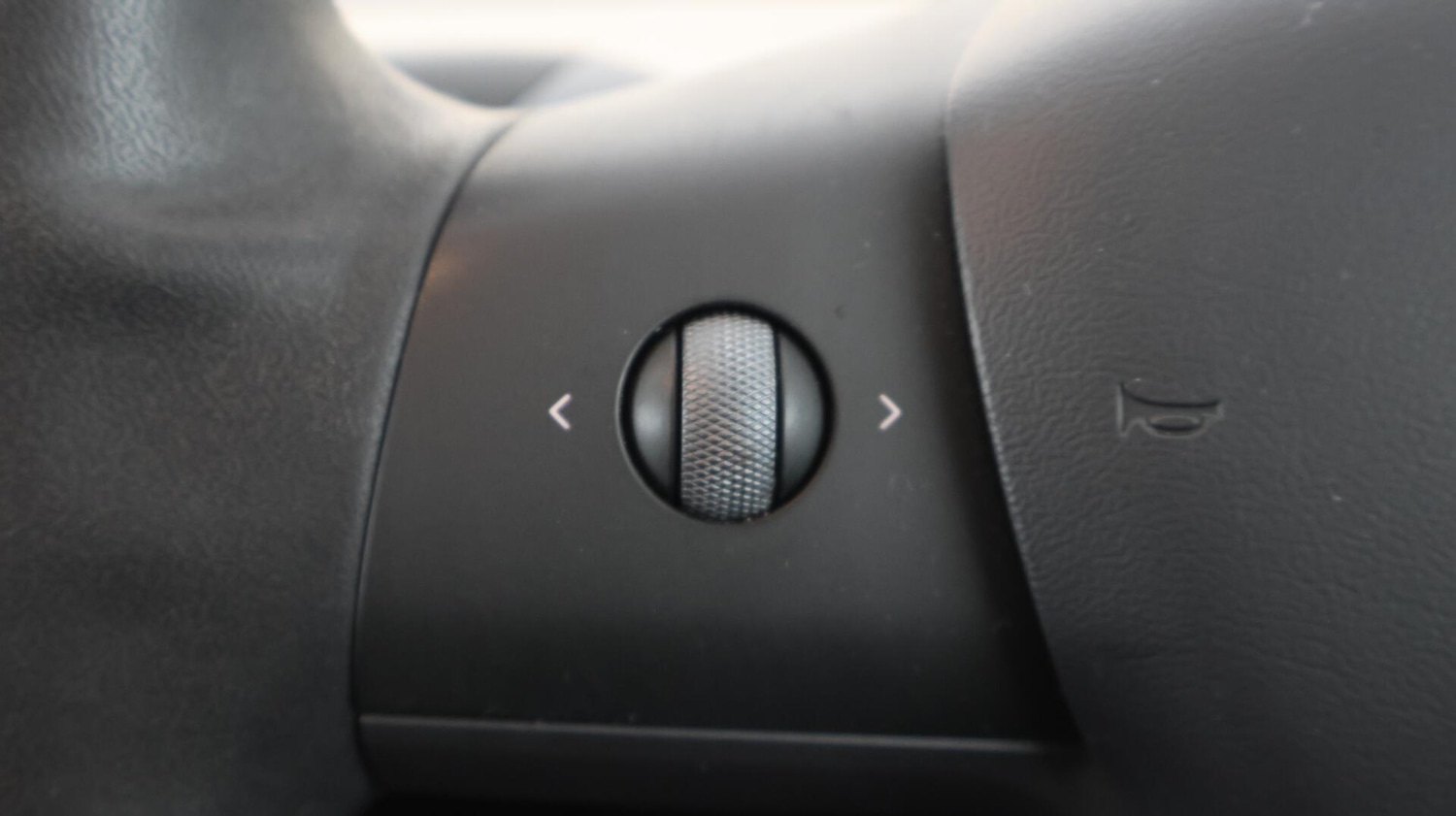 Used Tesla Model 3 2021 for sale - 76072873: Photo 23