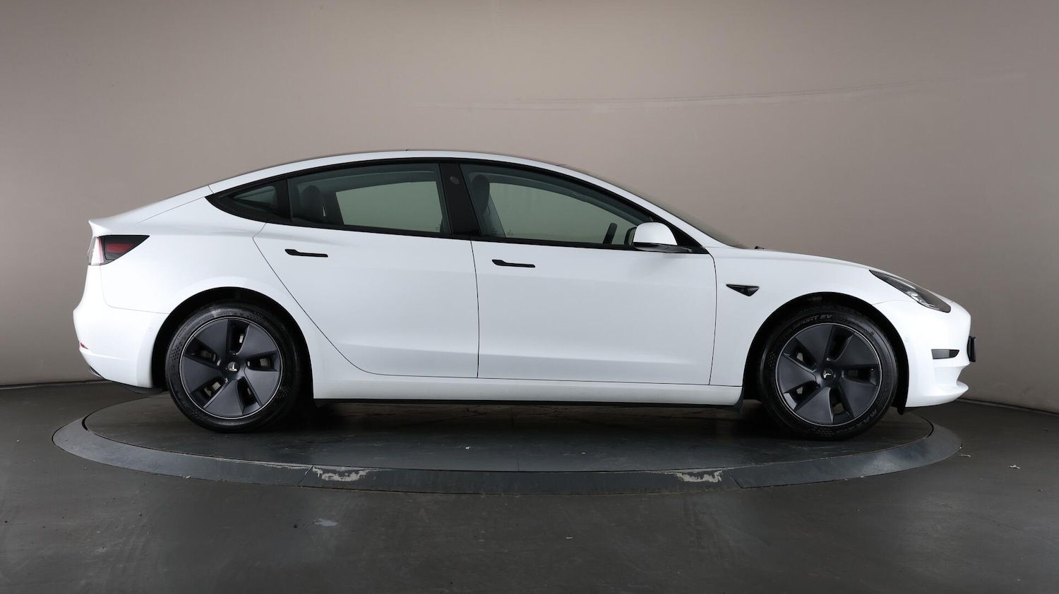 Used Tesla Model 3 2021 for sale - 76072873: Photo 61