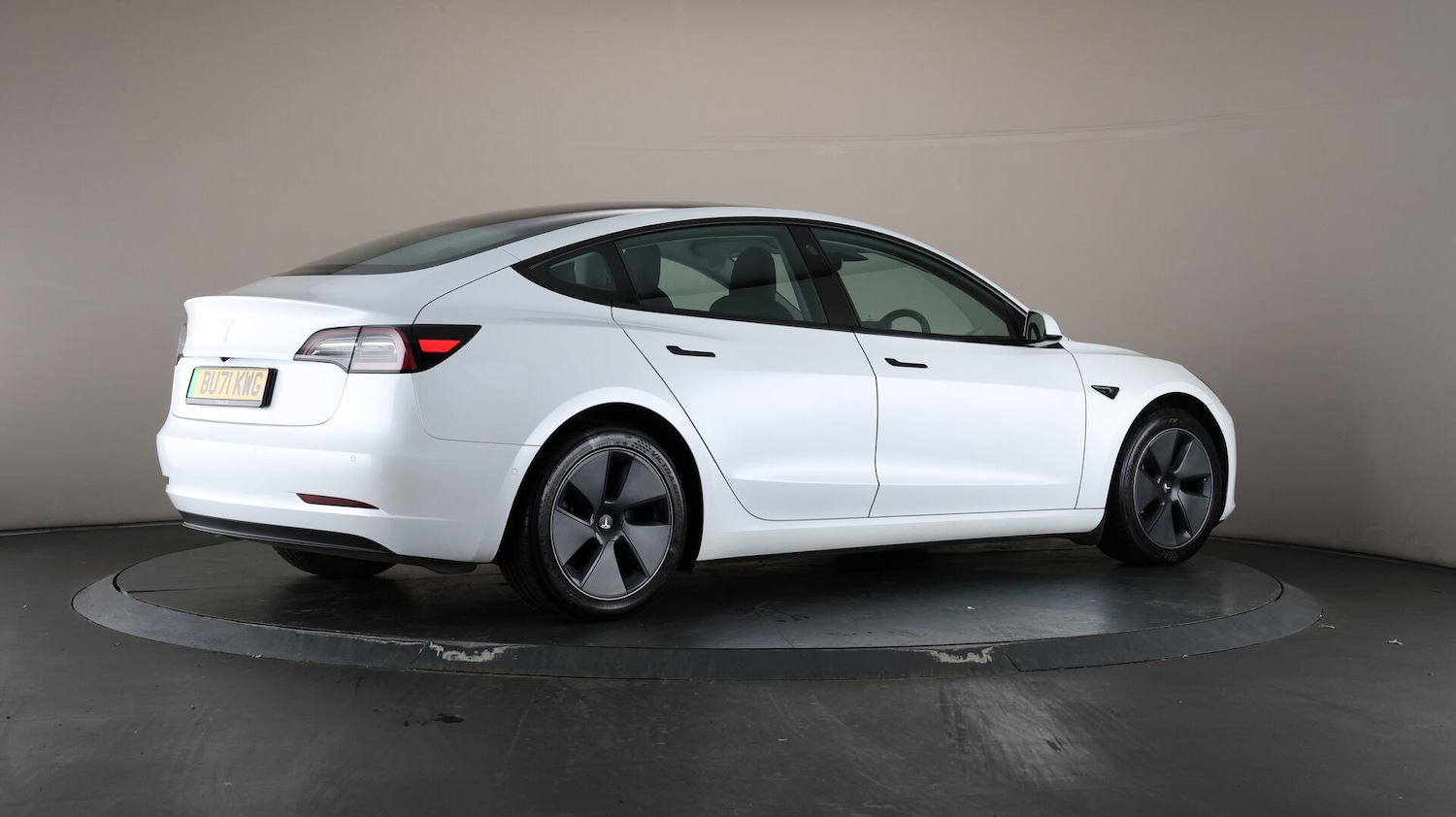 Used Tesla Model 3 2021 for sale - 76072873: Photo 66