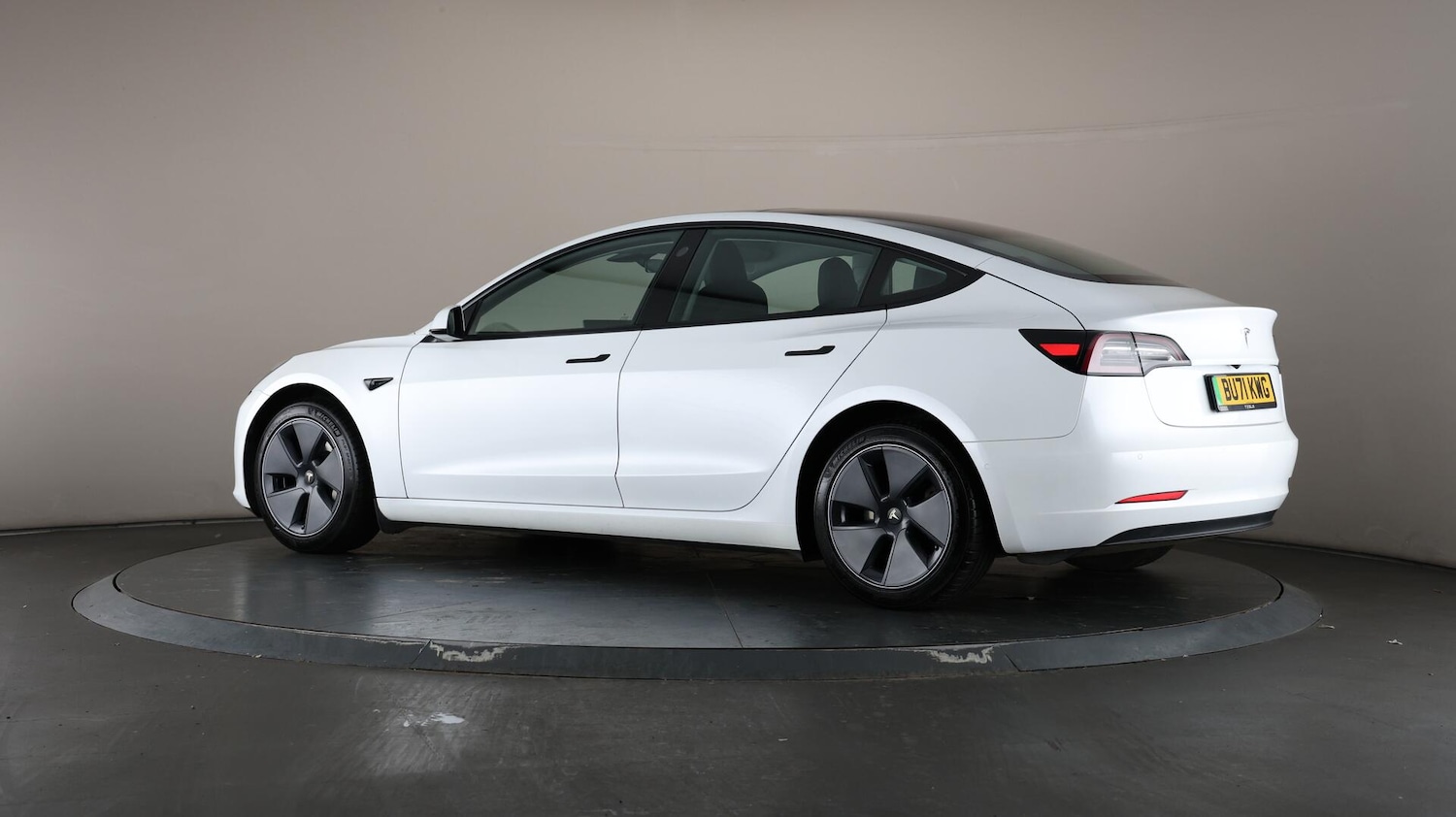 Used Tesla Model 3 2021 for sale - 76072873: Photo 76