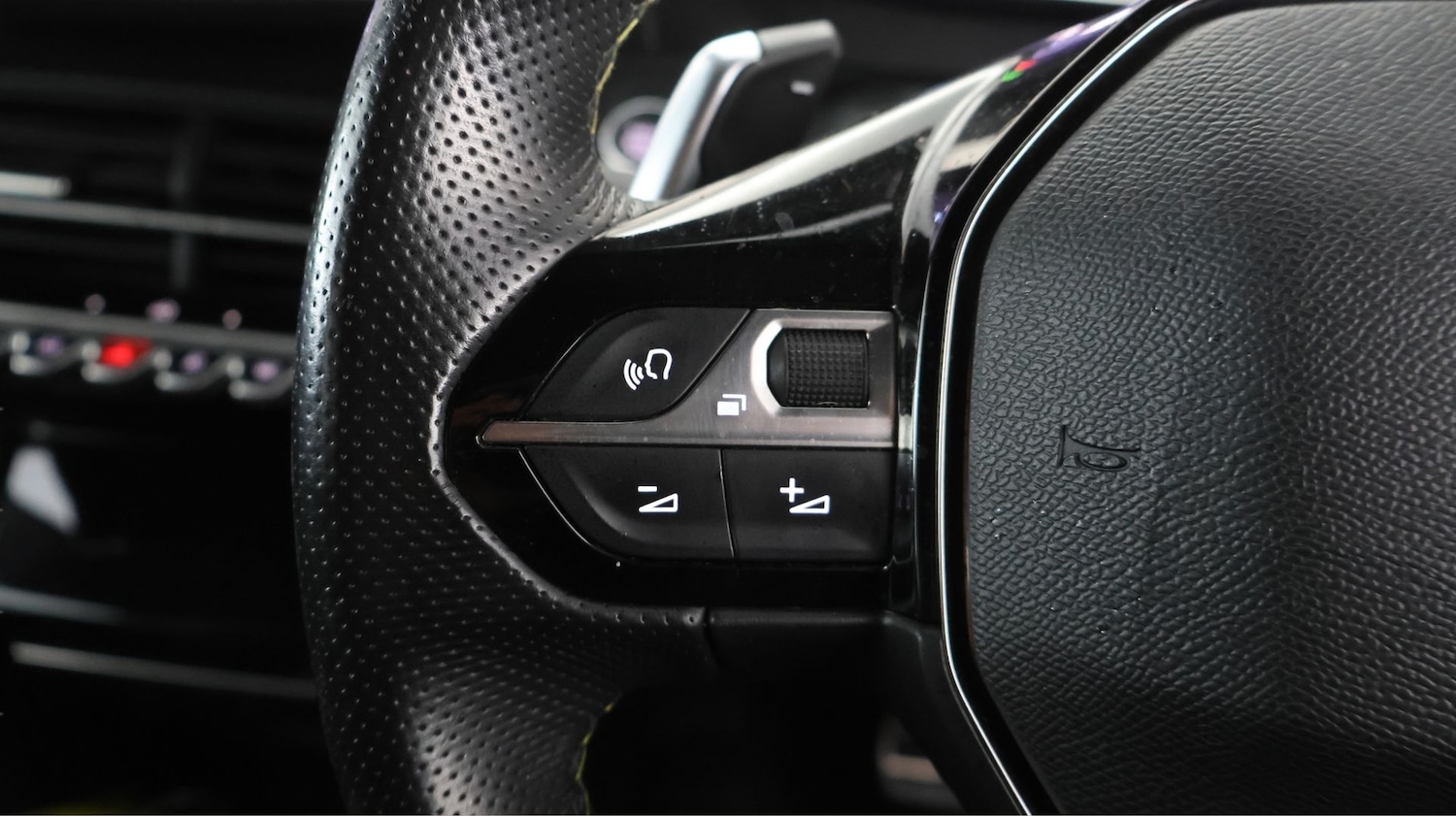 Used Peugeot 2008 2024 for sale - 78055993: Photo 19