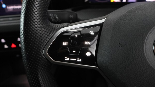 Used Volkswagen Golf 2021 for sale - 76151737: Photo 22