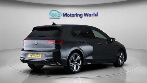 Used Volkswagen Golf 2021 for sale - 76151737: Photo 7