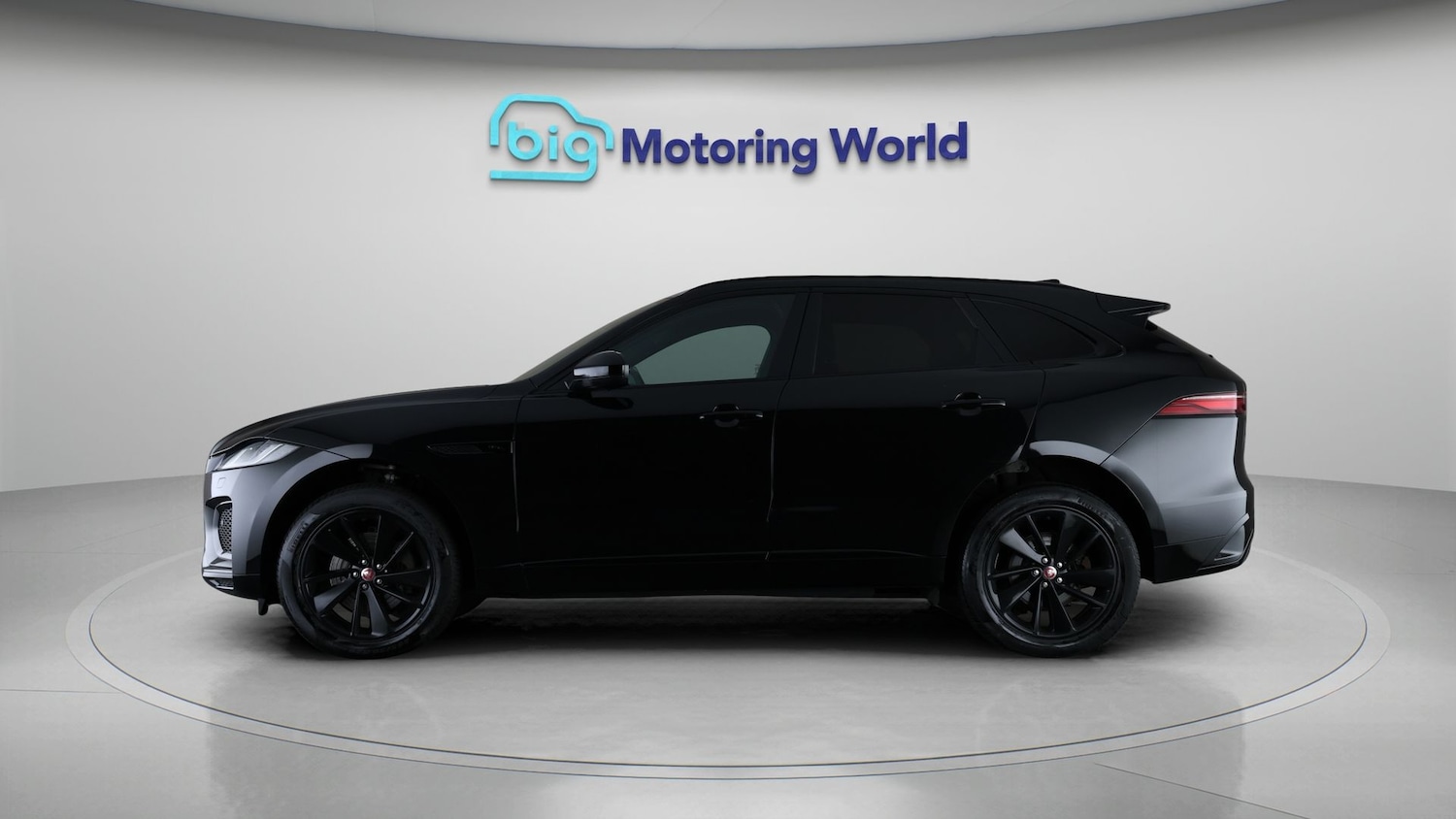 Used Jaguar F-Pace 2023 for sale - 78148377: Photo 4